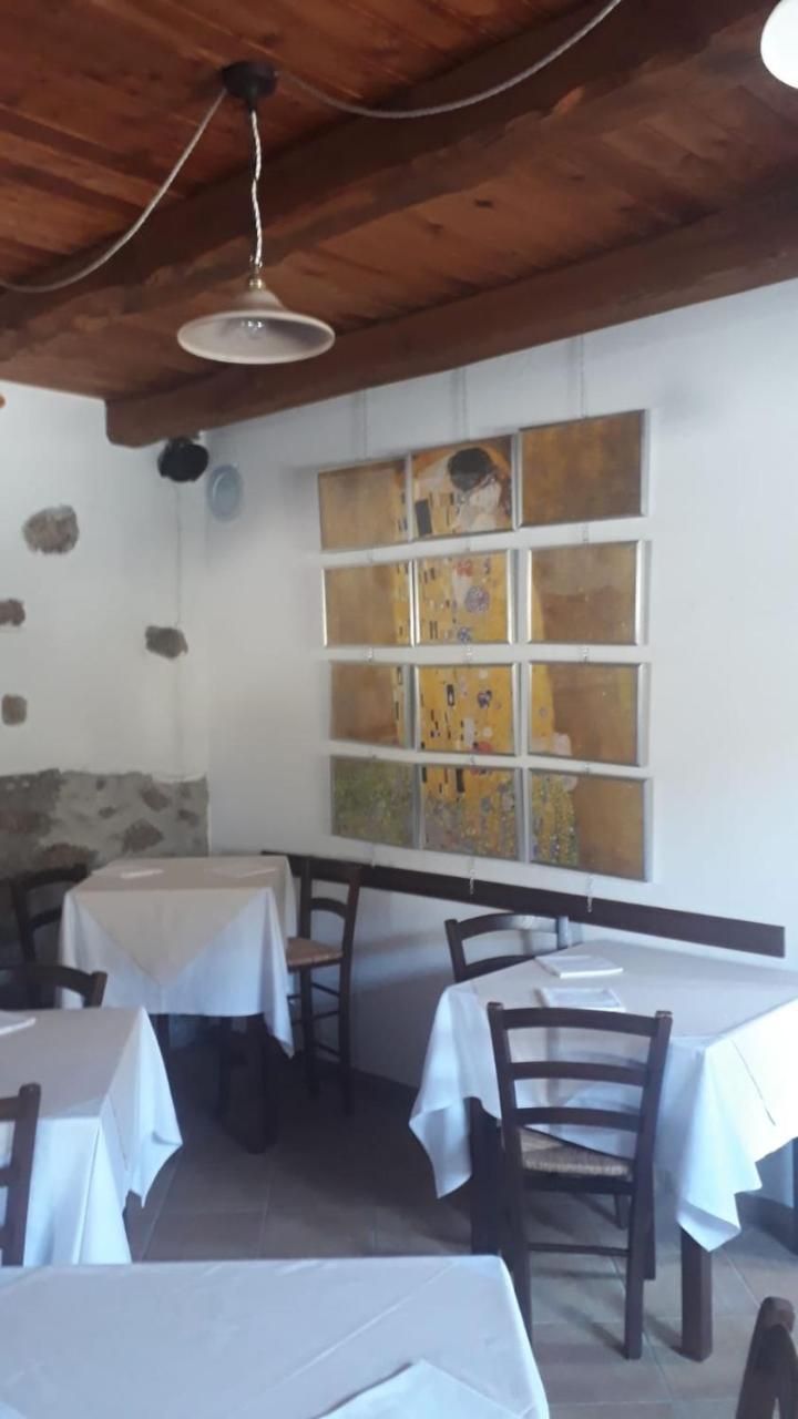 Taverna Del Dolmen Millesimo Extérieur photo
